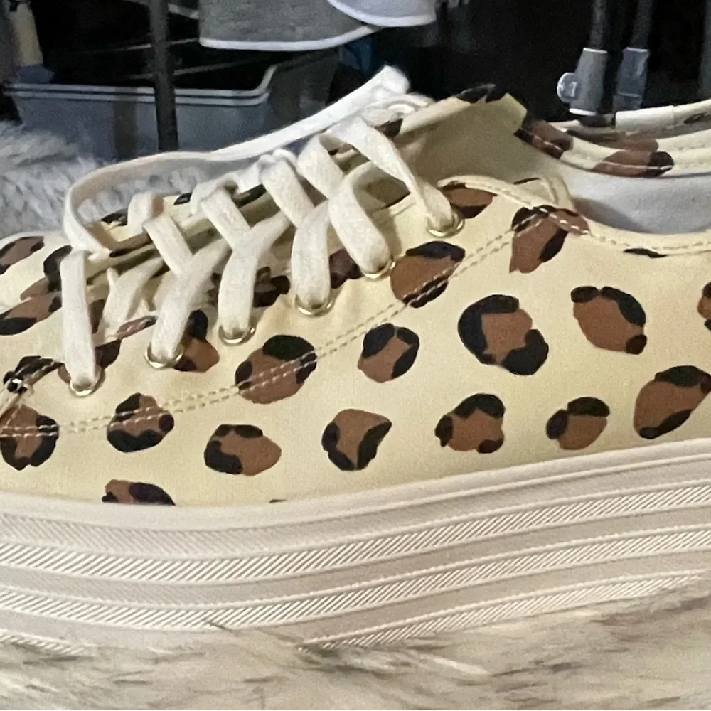 Keds Leopard canvas platform sneakers - Picture 2 of 5